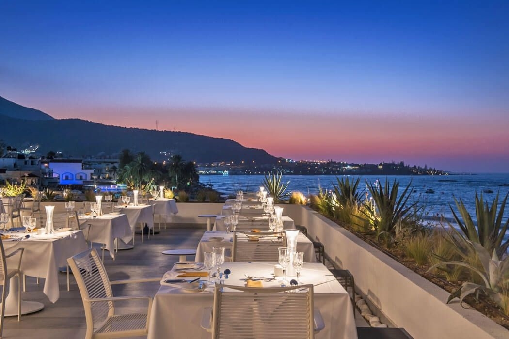 iRESORT BEACH HOTEL & SPA 3