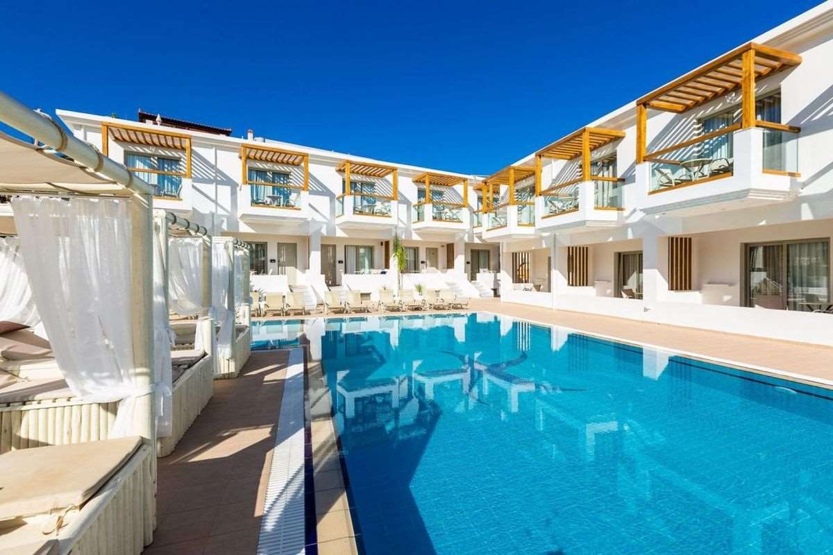 NOSTOS BEACH BOUTIQUE