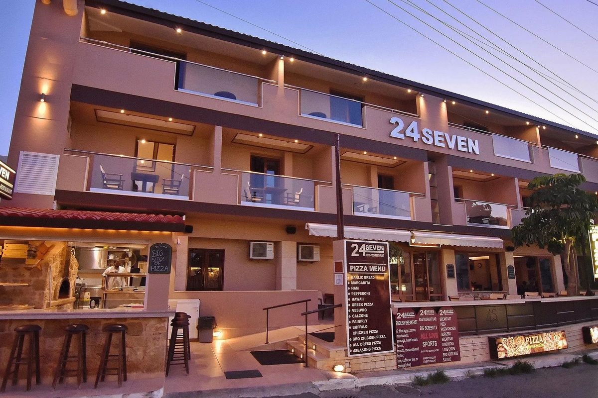 24 SEVEN BOUTIQUE HOTEL 3