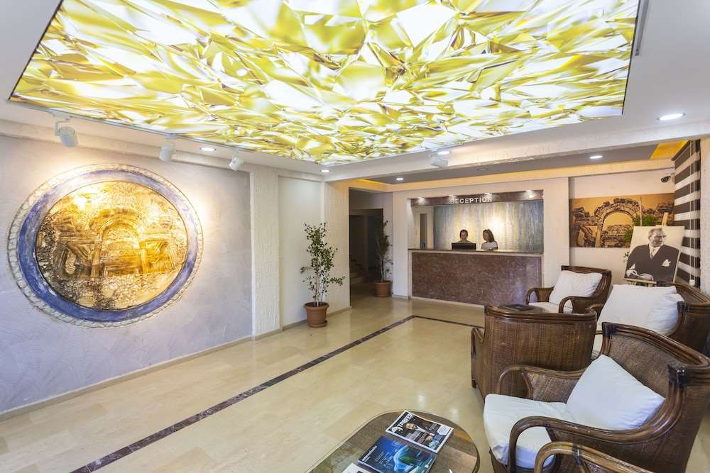 Maxsea Beach Hotel 5