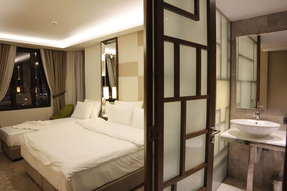The Biancho Hotel Pera 3