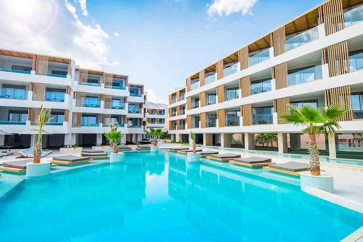 AKASHA BEACH HOTEL & SPA