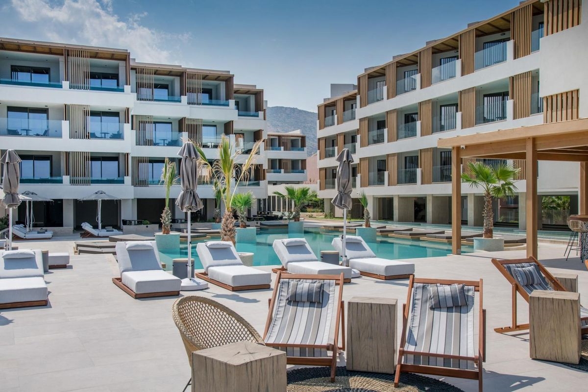 AKASHA BEACH HOTEL & SPA 4