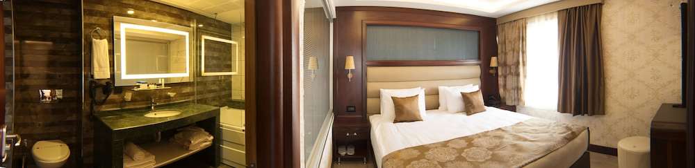 Ilkbal Deluxe Hotel 5
