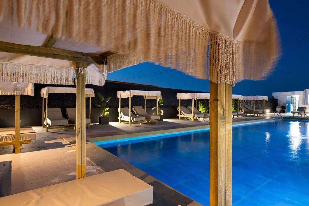 THE NOVERIAN BIOS SANTORINI BOUTIQUE HOTEL 4