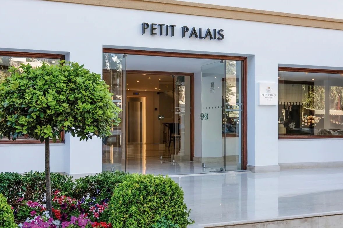 MITSIS PETIT PALAIS 3
