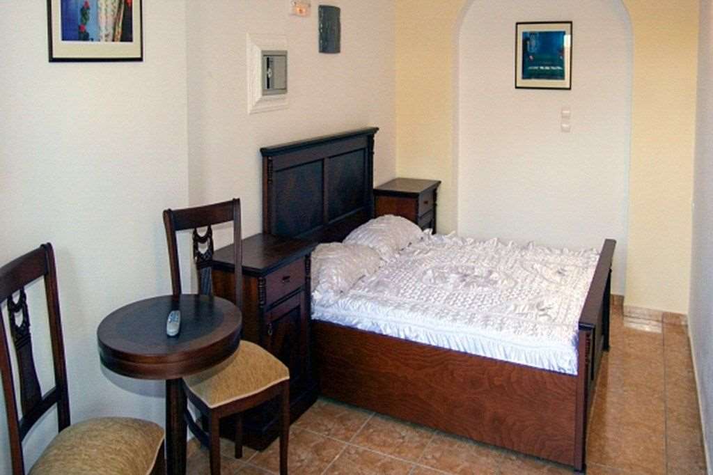 PERISSA BAY 4