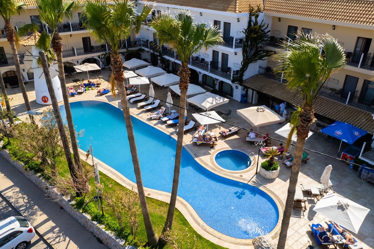 ALMYRIDA BEACH HOTEL 2