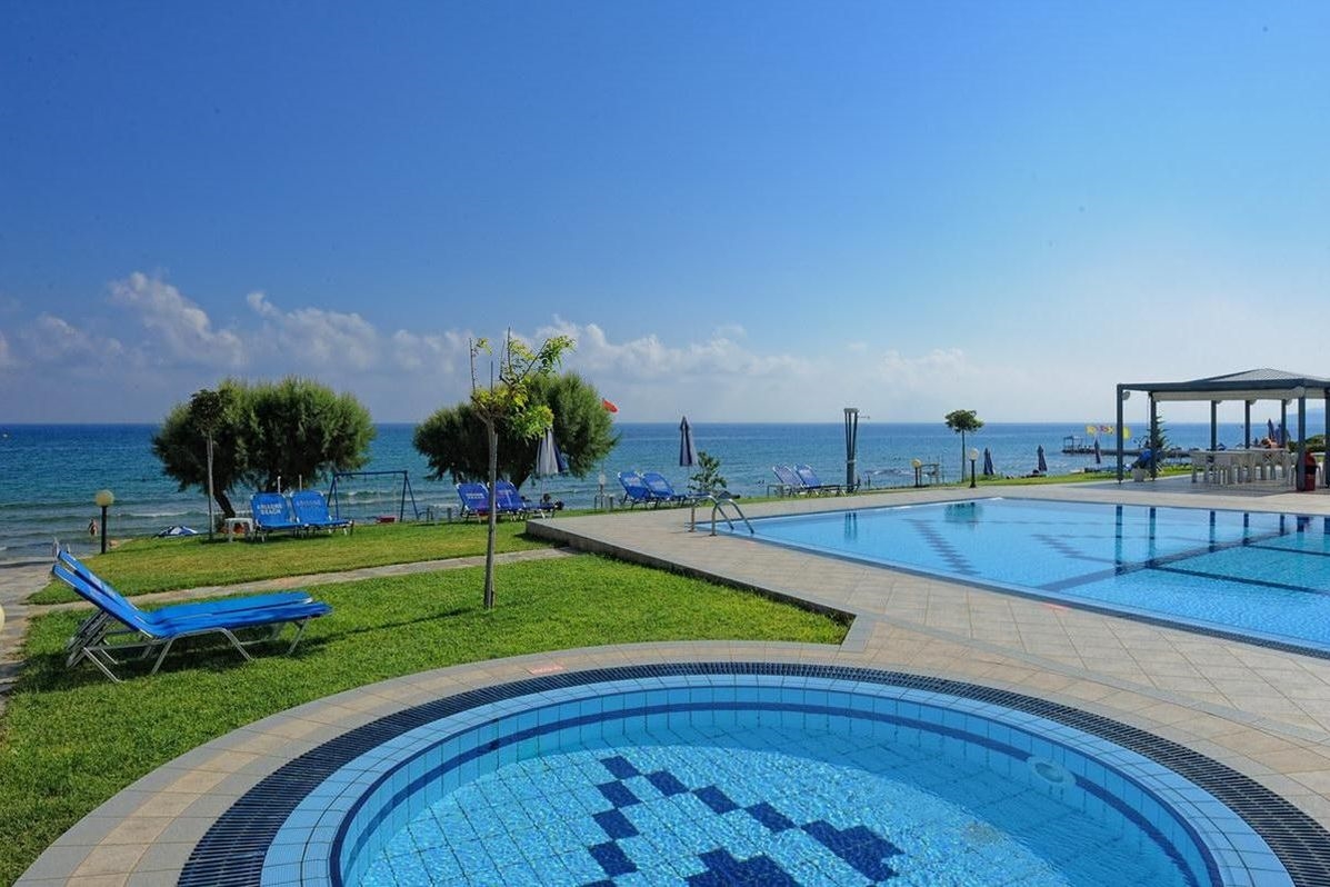 ARIADNE BEACH 4