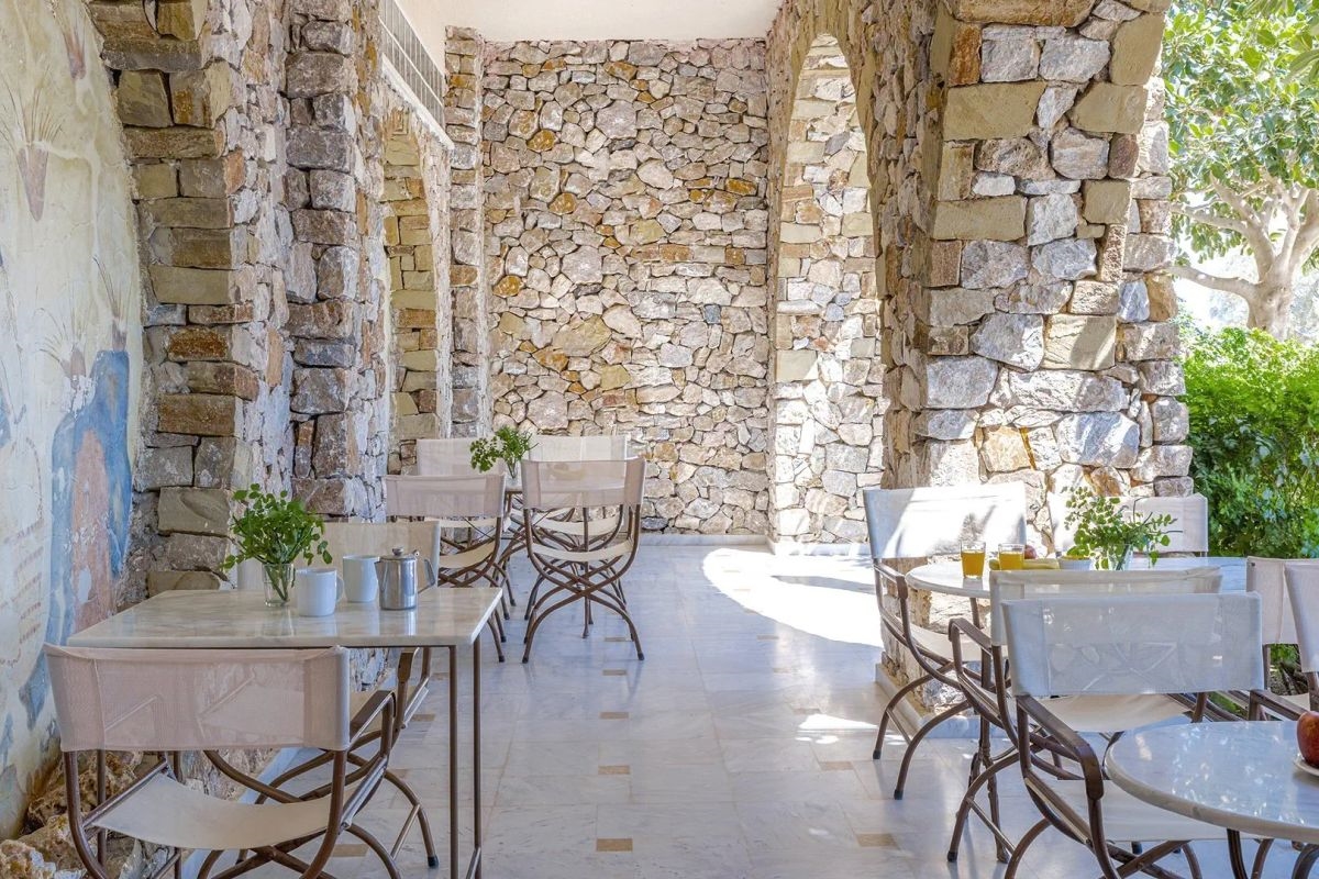 EPAVLIS SANTORINI 3