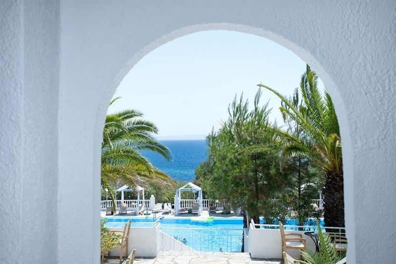 BIANCO OLYMPICO BEACH RESORT 5