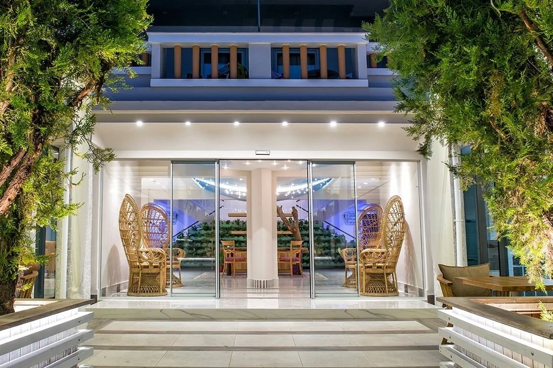 SENSES BLUE BOUTIQUE 5