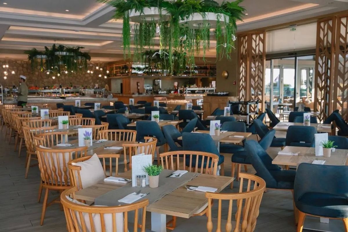 ALMYROS BEACH RESORT & SPA 5