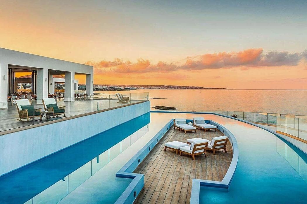 ABATON ISLAND RESORT & SPA 3