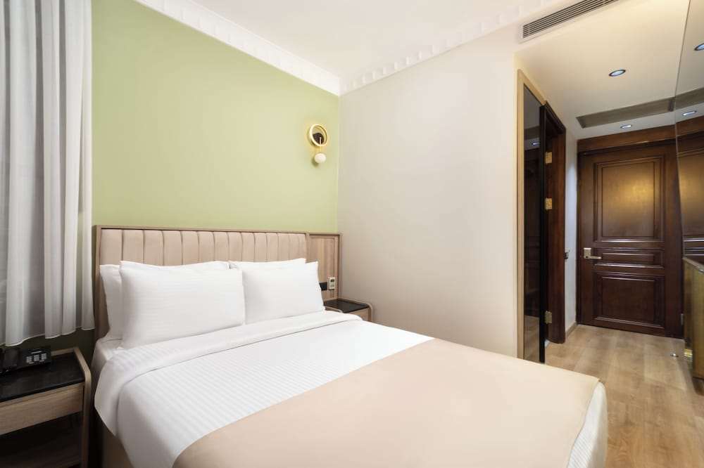 Atik Palace 5