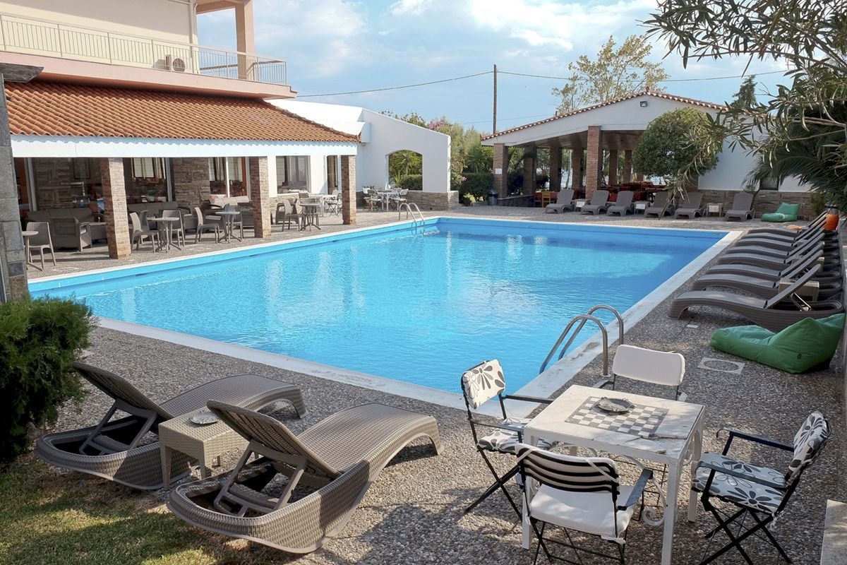 STEFANIA BEACH RESORT