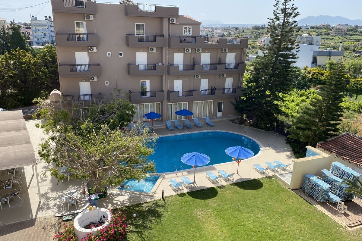 CASTRO HOTEL 3