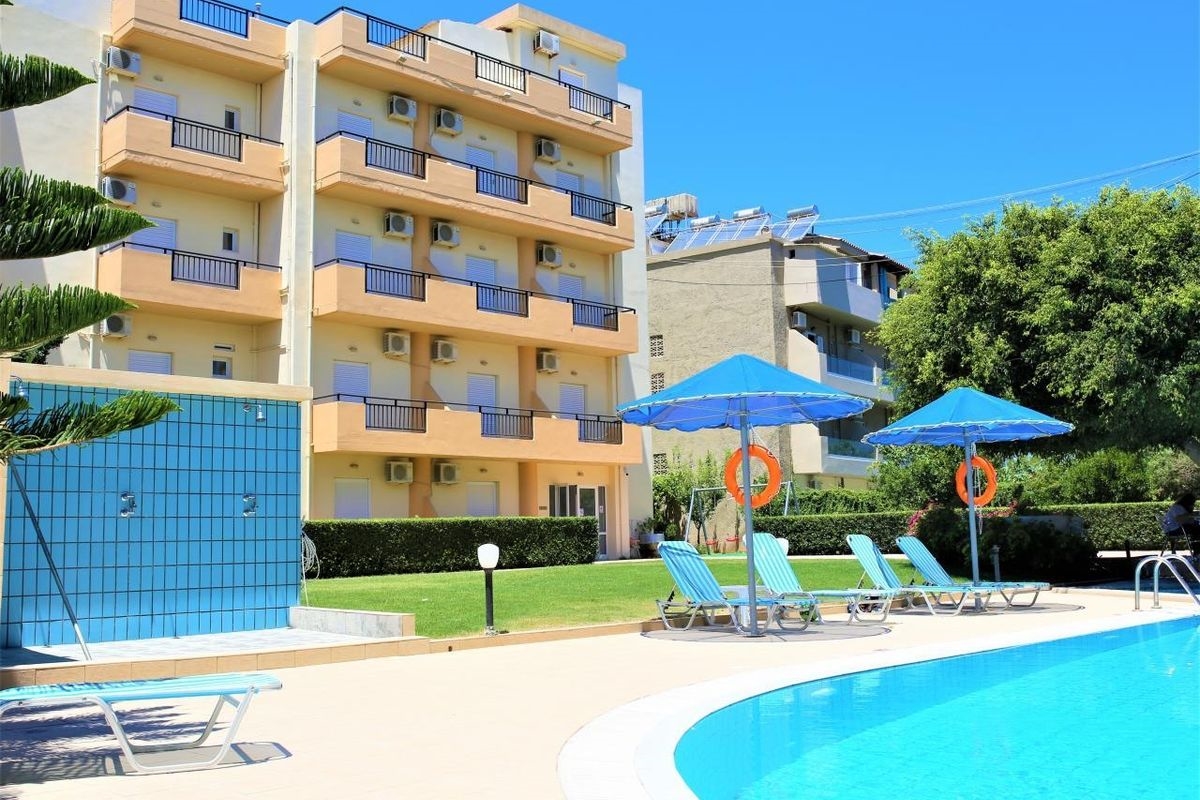 CASTRO HOTEL 5