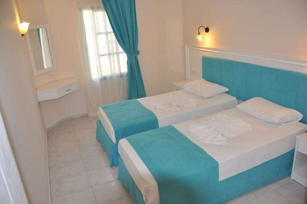 Siesta Beach Apartments 3