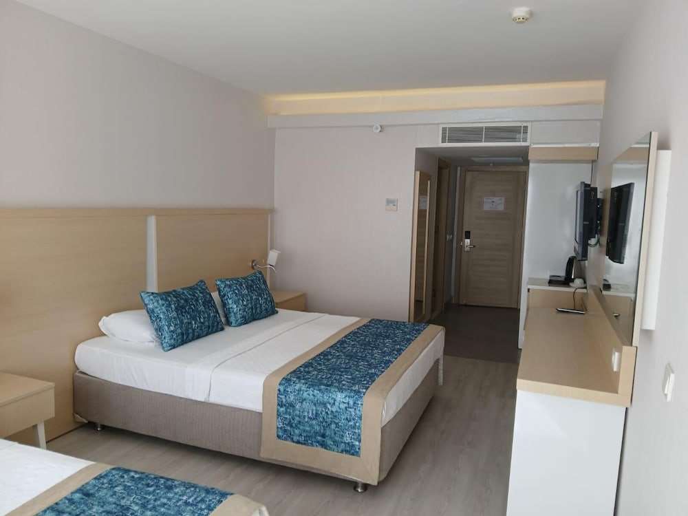 Pokaż wszystkie zdjęcia