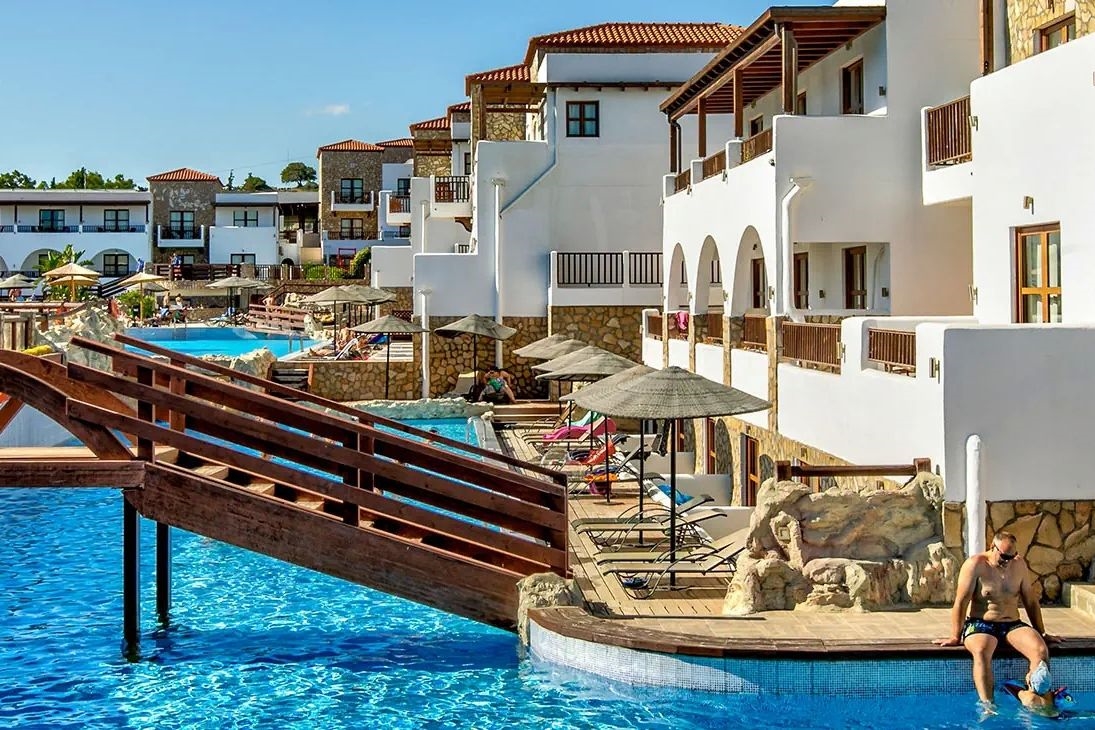 COSTA LINDIA BEACH RESORT 3