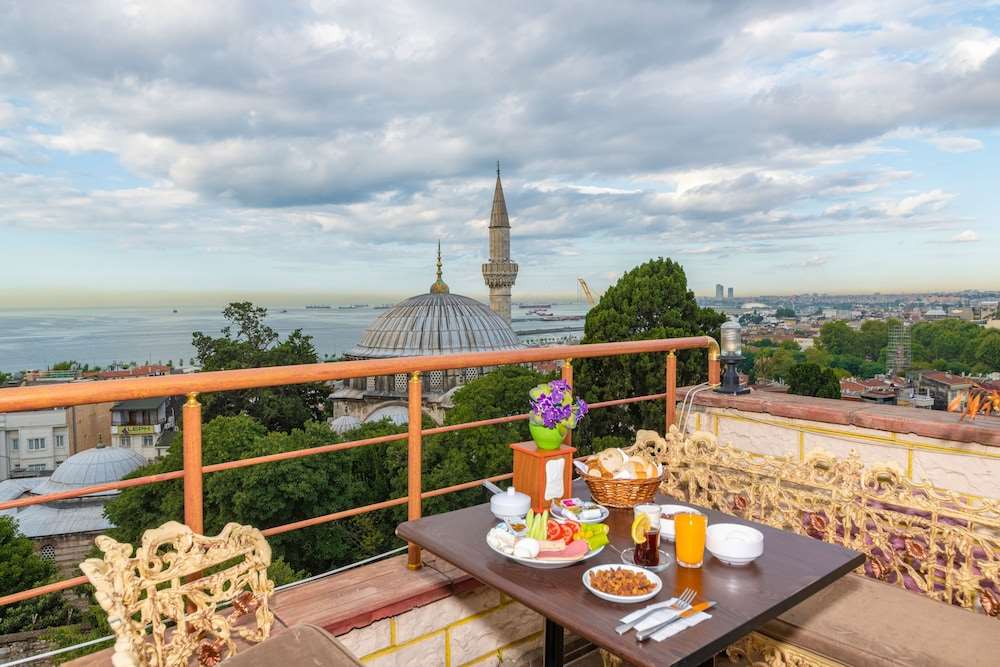 Stone Hotel Istanbul 2