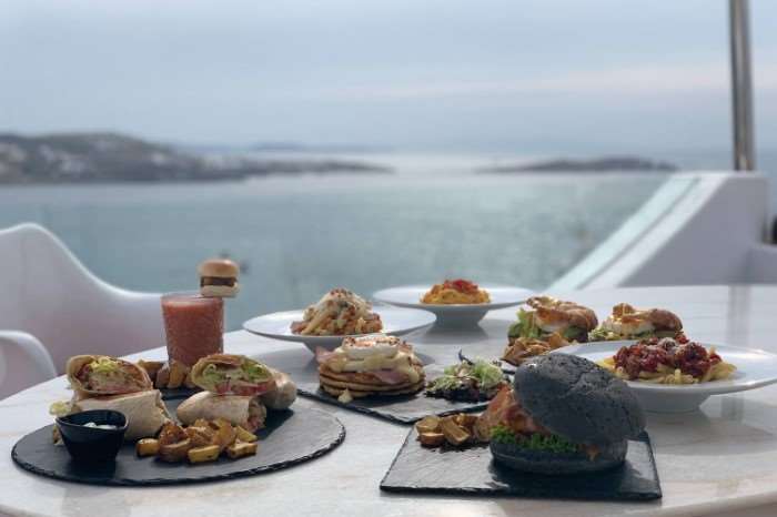 ABSOLUTE MYKONOS SUITES & MORE 2