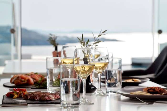 ABSOLUTE MYKONOS SUITES & MORE 3