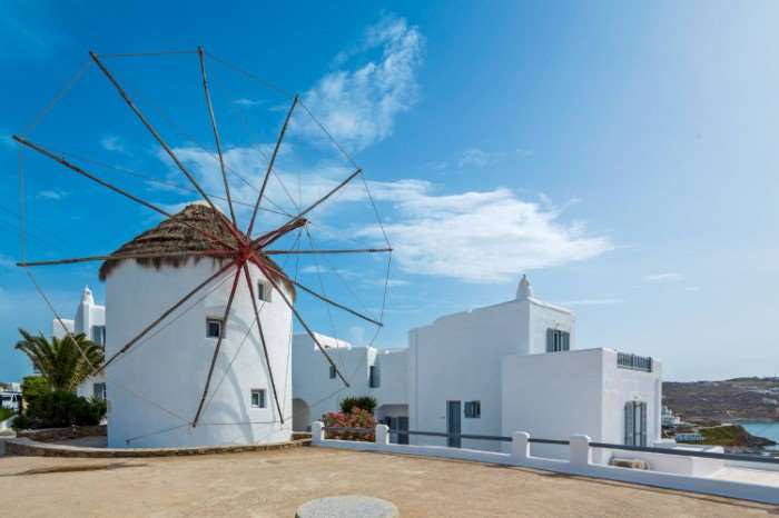 ABSOLUTE MYKONOS SUITES & MORE 5