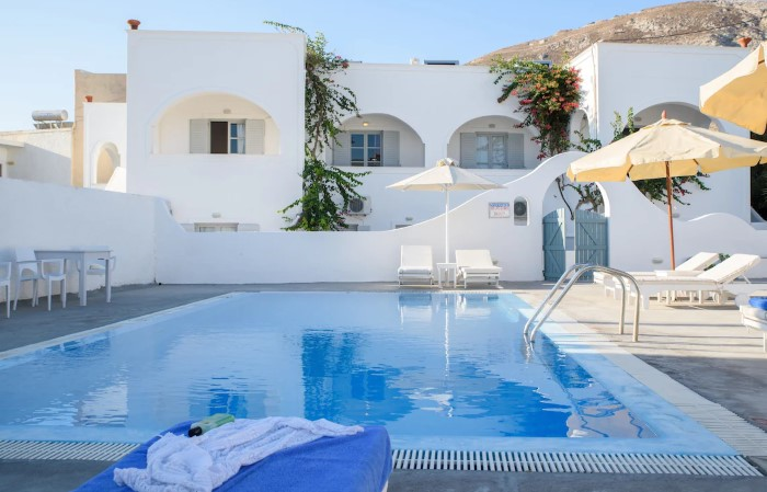 ATLAS BOUTIQUE SANTORINI