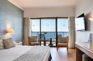 Coral Beach Hotel and Resort 3