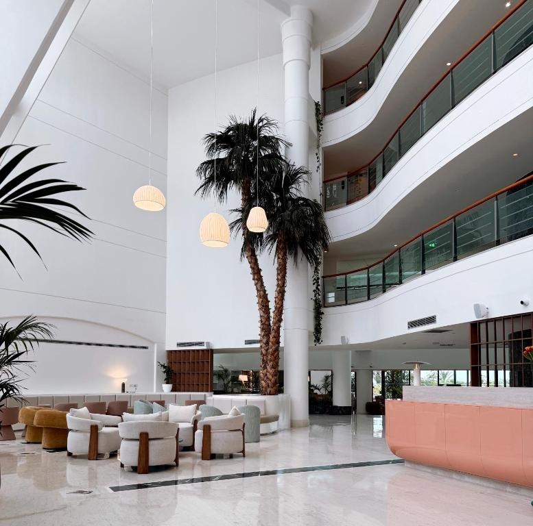 Louis Imperial Beach 5