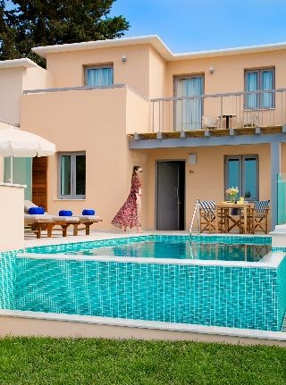 Louis St. Elias Resort & Waterpark 4