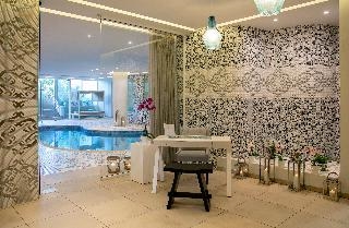 Vangelis Hotel & Suites