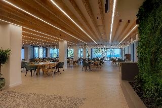 Radisson Beach Resort Larnaca 3