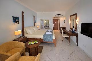Olympic lagoon resort Paphos 2