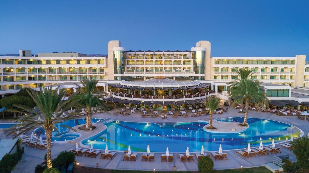 Constantinou Bros Athena Beach Hotel 3