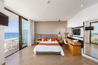 Crystal Springs Beach Hotel 4