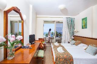 Aquamare Beach Hotel & Spa 4
