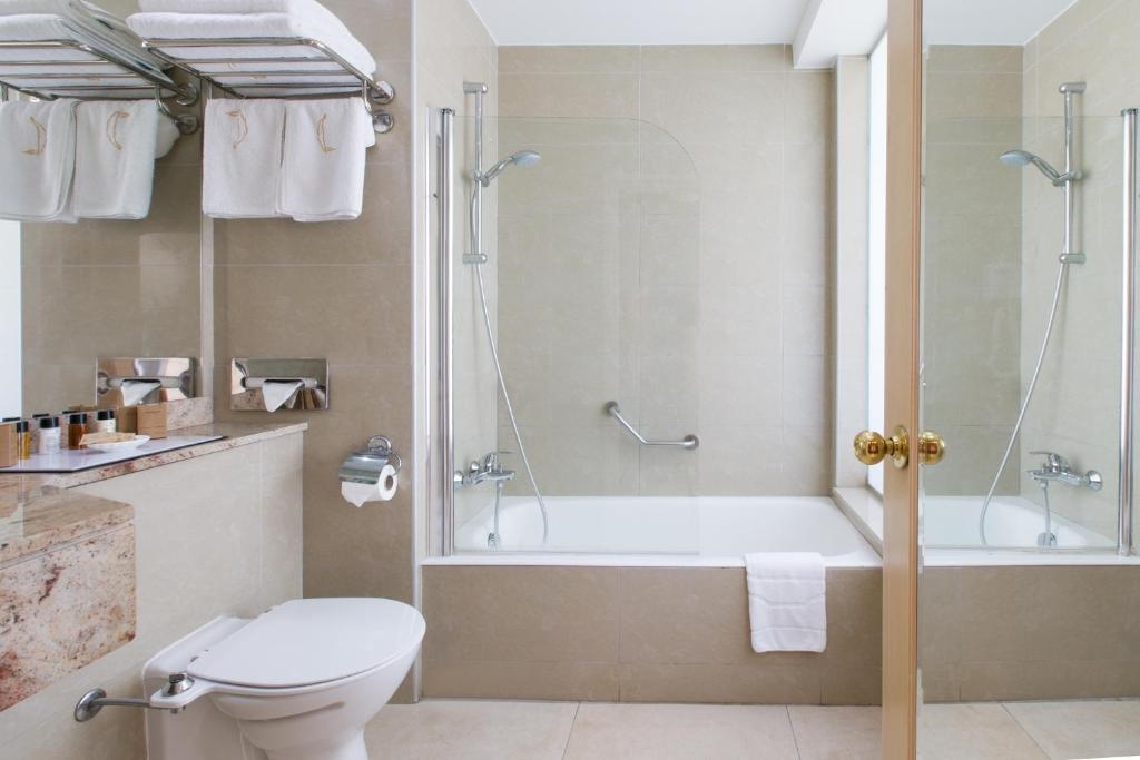 Golden Bay Beach hotel 4