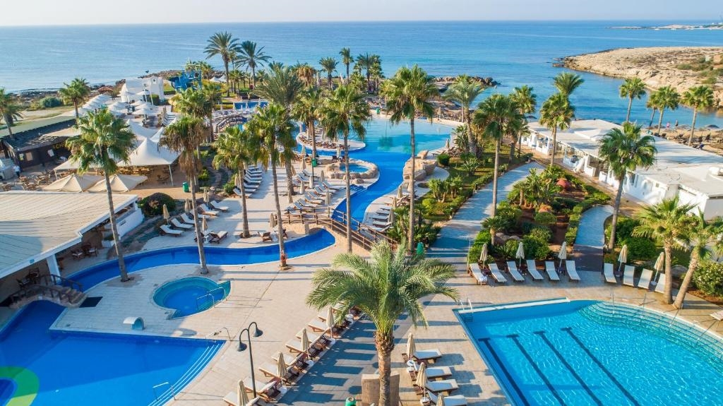 Adams Beach Hotel 5