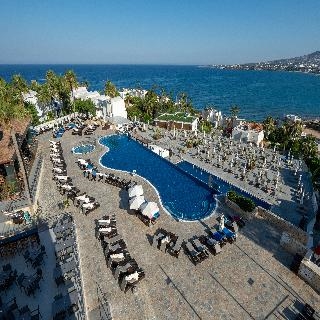 Theo Sunset Bay Hotel 2