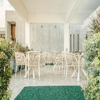 Anemi Hotel and Suites