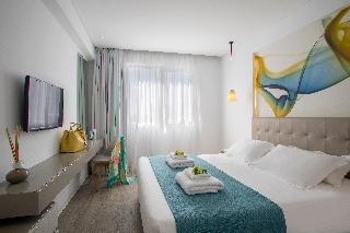 Anemi Hotel and Suites 5