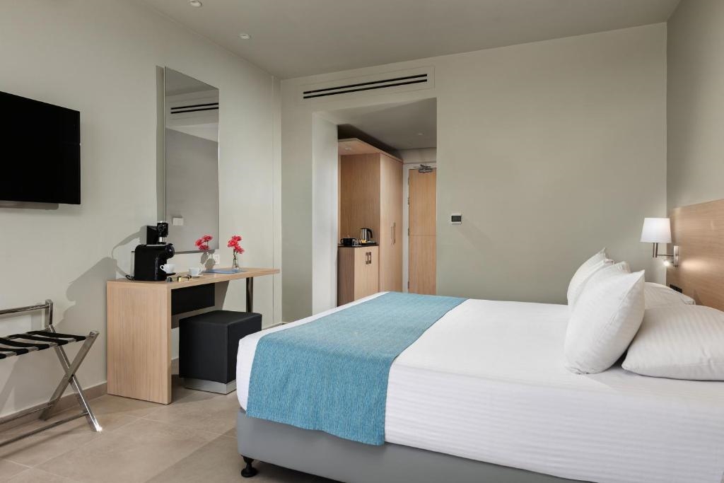 Mayfair  Hotel 4