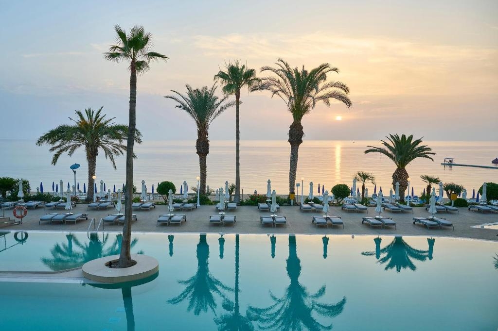 Sunrise Beach Hotel 2