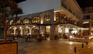 Melpo Antia Hotel & Suites 5