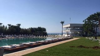 So White Club Resort 5