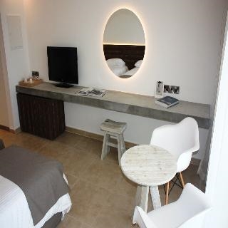 Amphora Suites 5