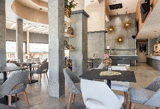 Rise Hotel 4